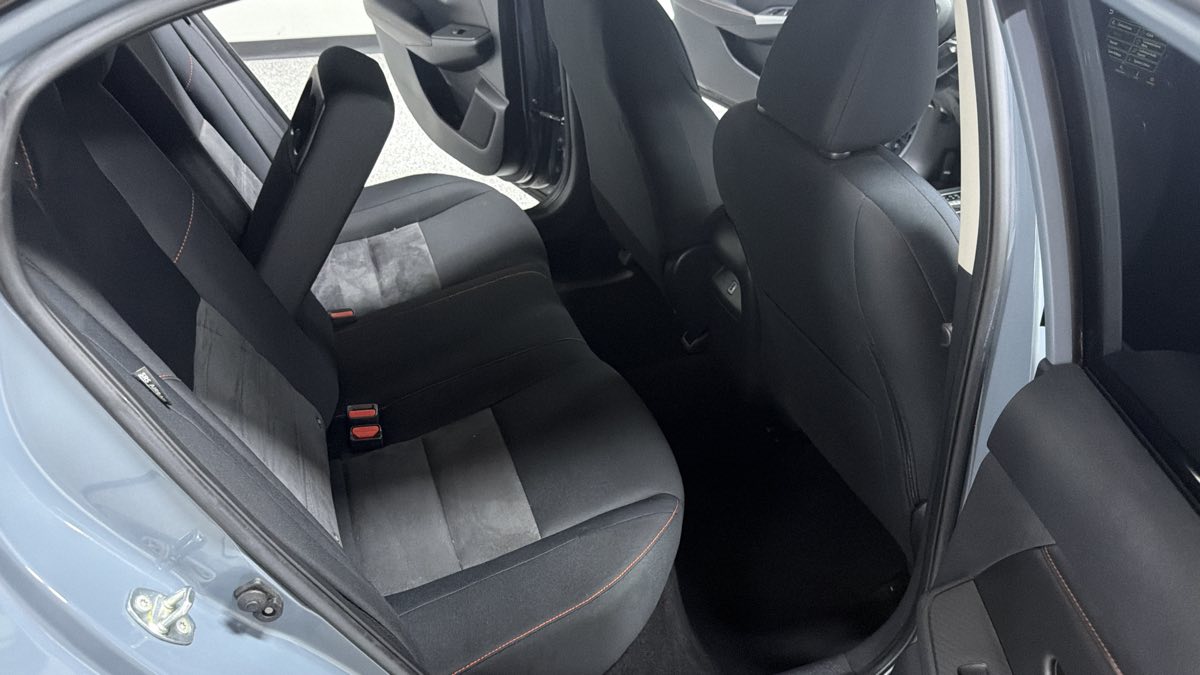 Photo 25 of this Nissan Sentra