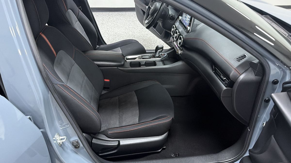 Photo 26 of this Nissan Sentra