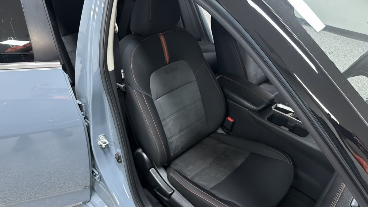 Photo 27 of this Nissan Sentra