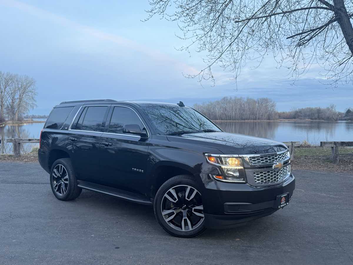 2017 Chevrolet Tahoe 4WD LT's photo