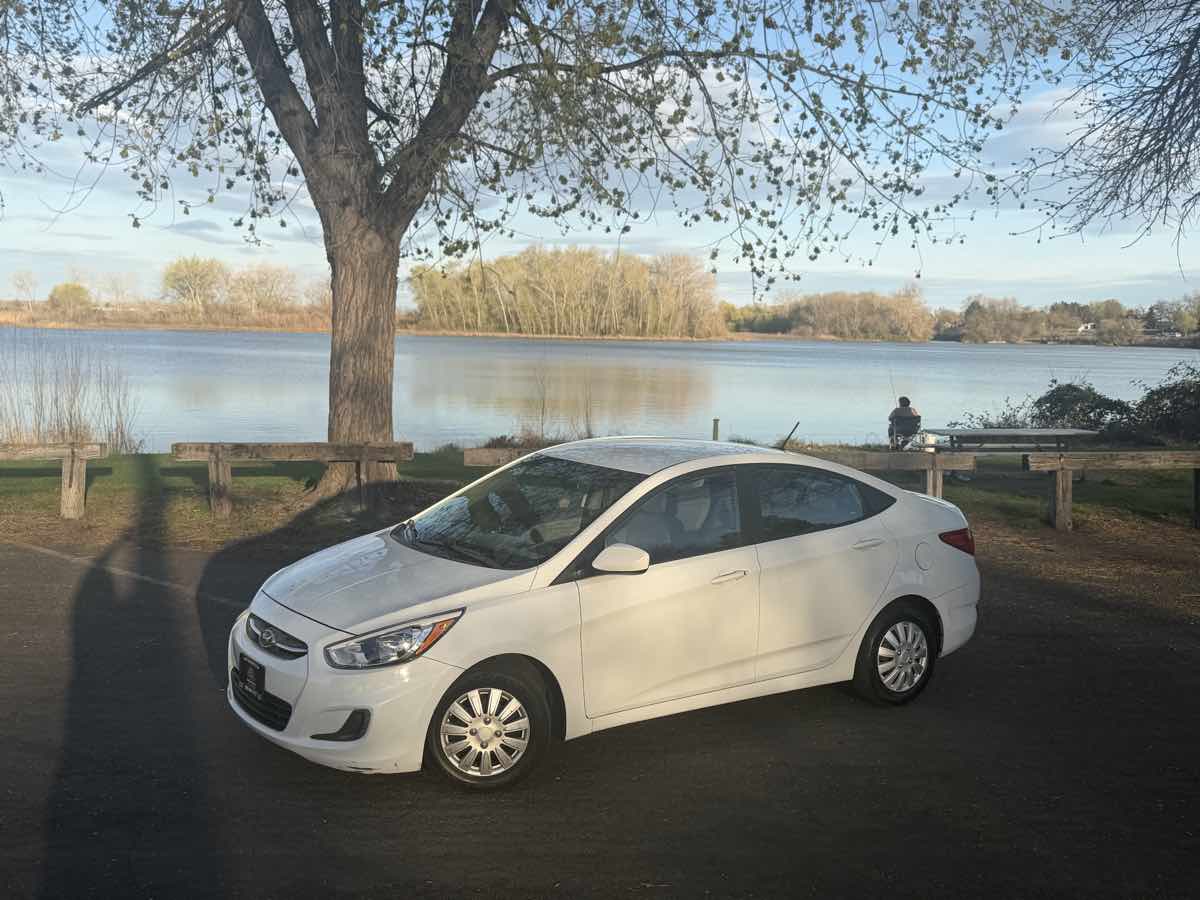 2017 Hyundai Accent SE Sedan FWD