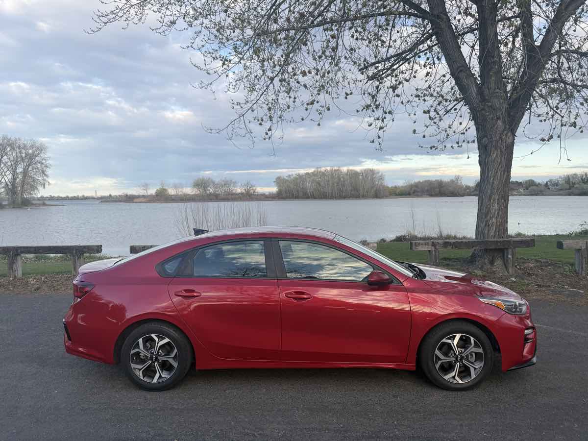 2020 Kia FORTE LXS - Photo 2