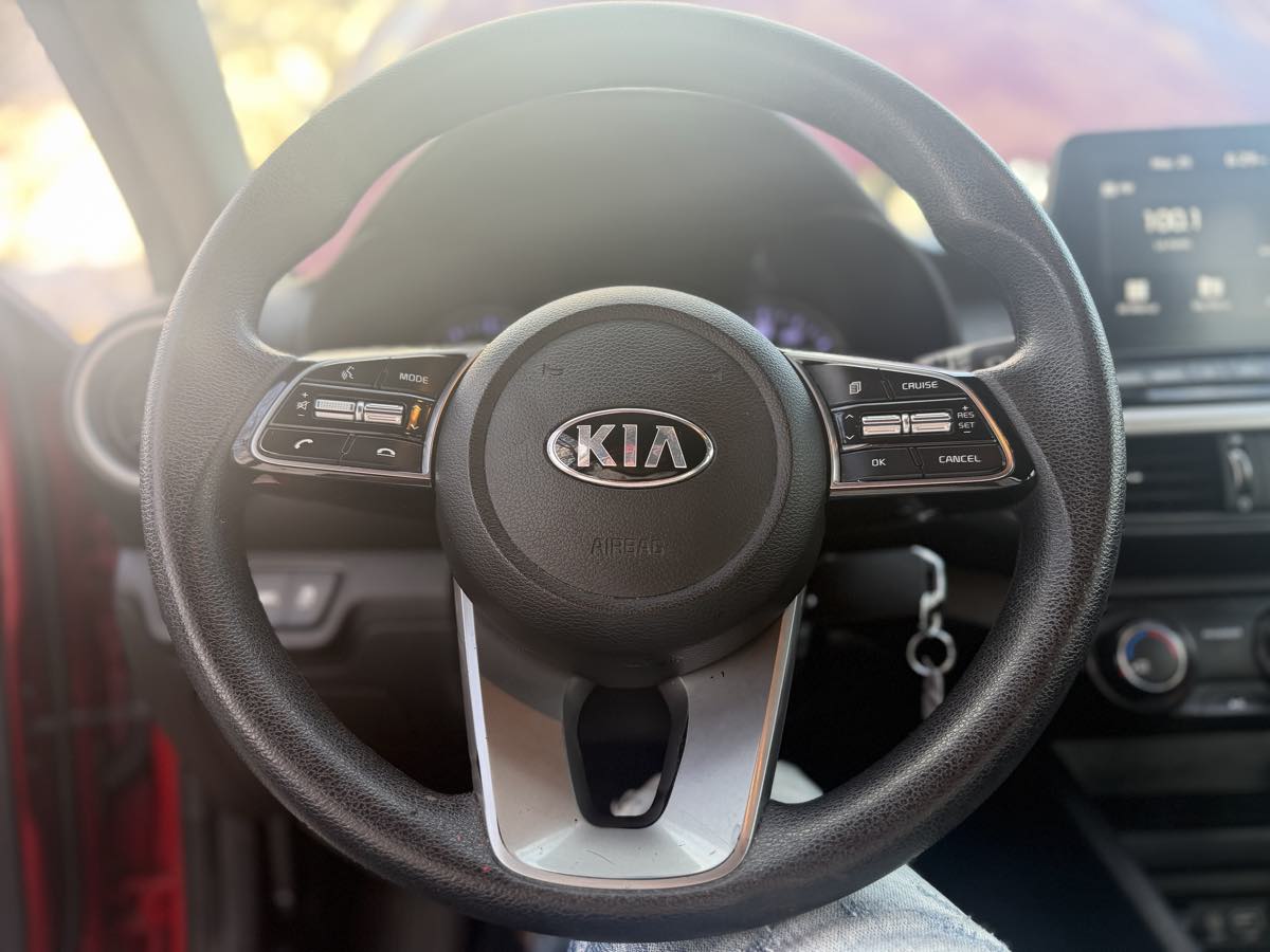 2020 Kia FORTE LXS - Photo 6