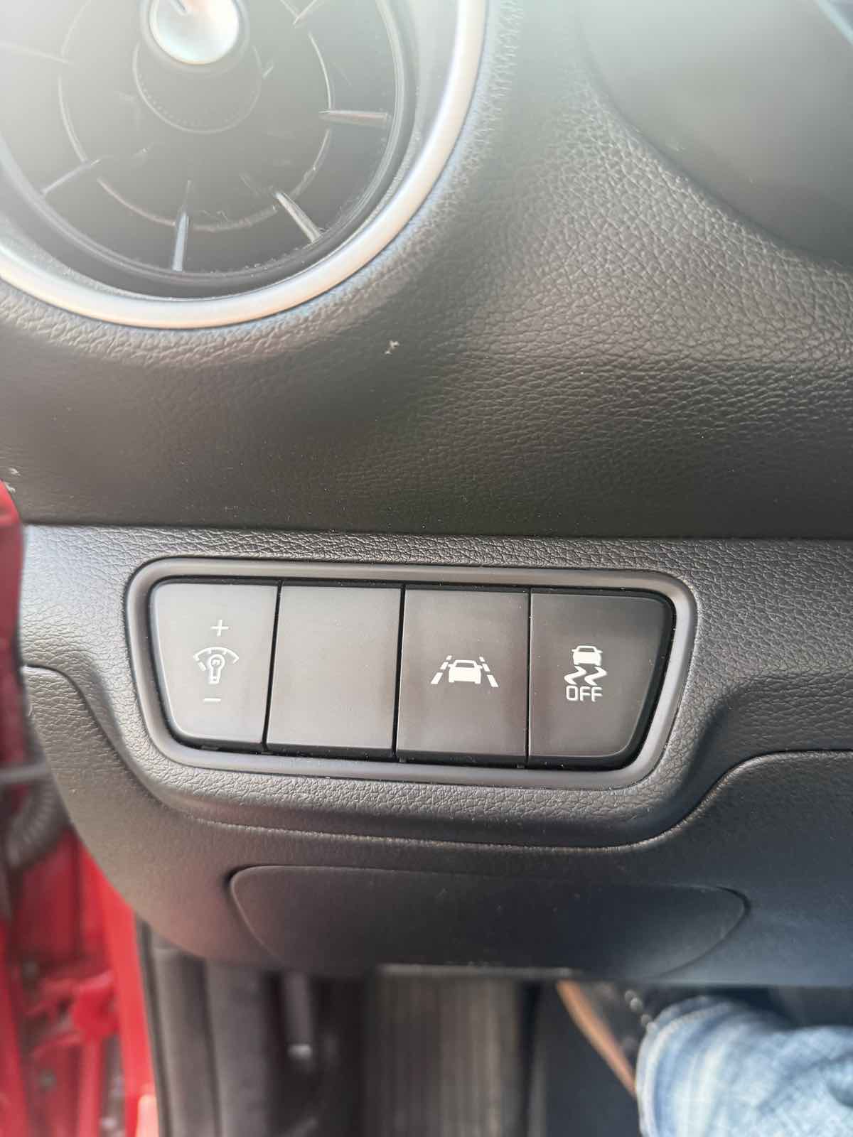 2020 Kia FORTE LXS - Photo 10