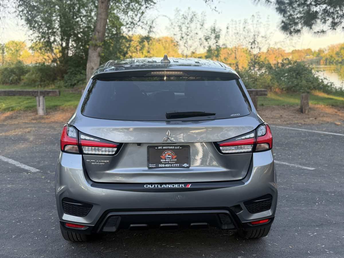 2022 Mitsubishi Outlander Sport ES - Photo 4