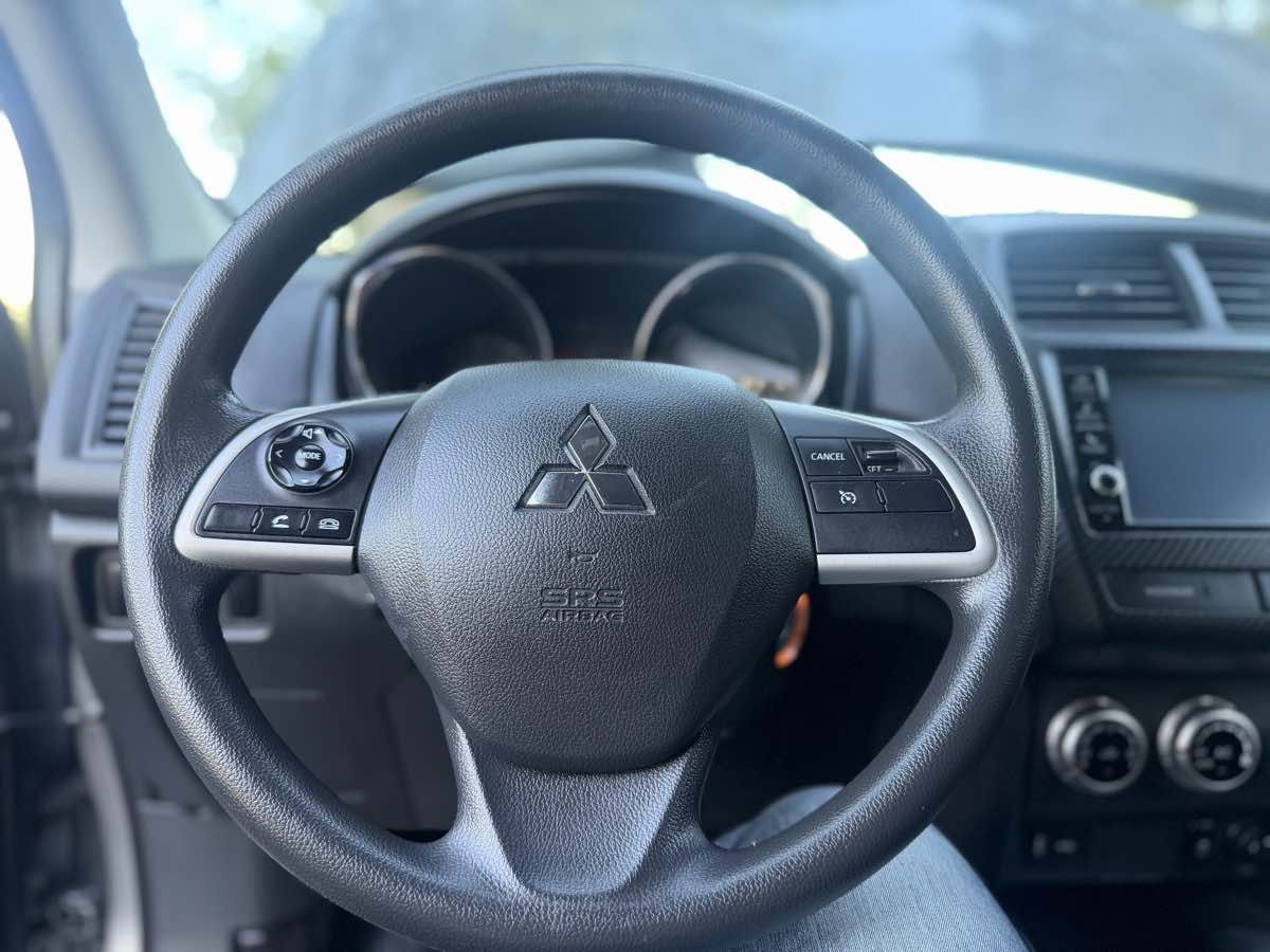 2022 Mitsubishi Outlander Sport ES - Photo 9