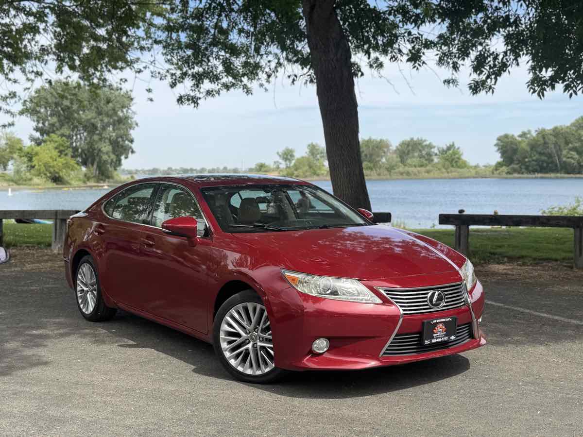 2013 Lexus ES 350 350's photo