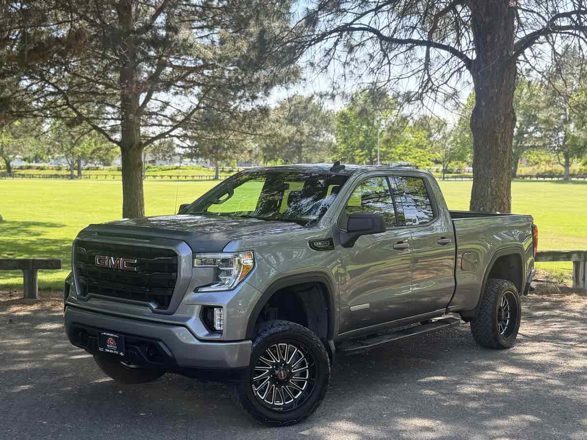 2019 GMC Sierra Elevation 4x4 Double Cab Standard Box's photo