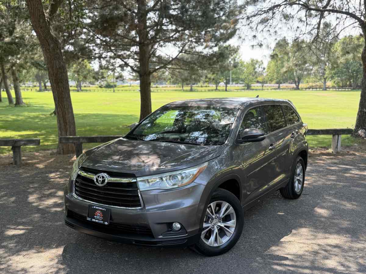 2015 Toyota Highlander LE Plus
