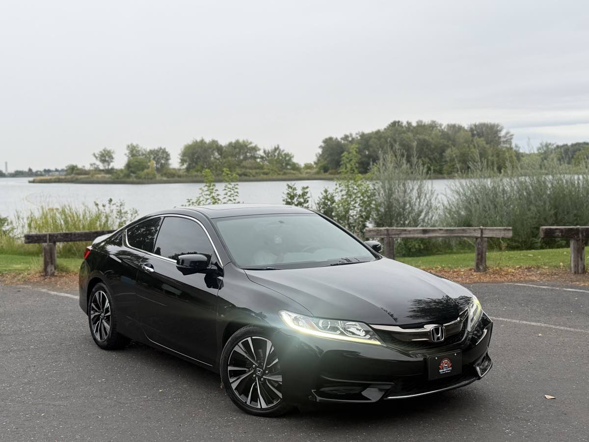 2017 Honda Accord Coupe EX
