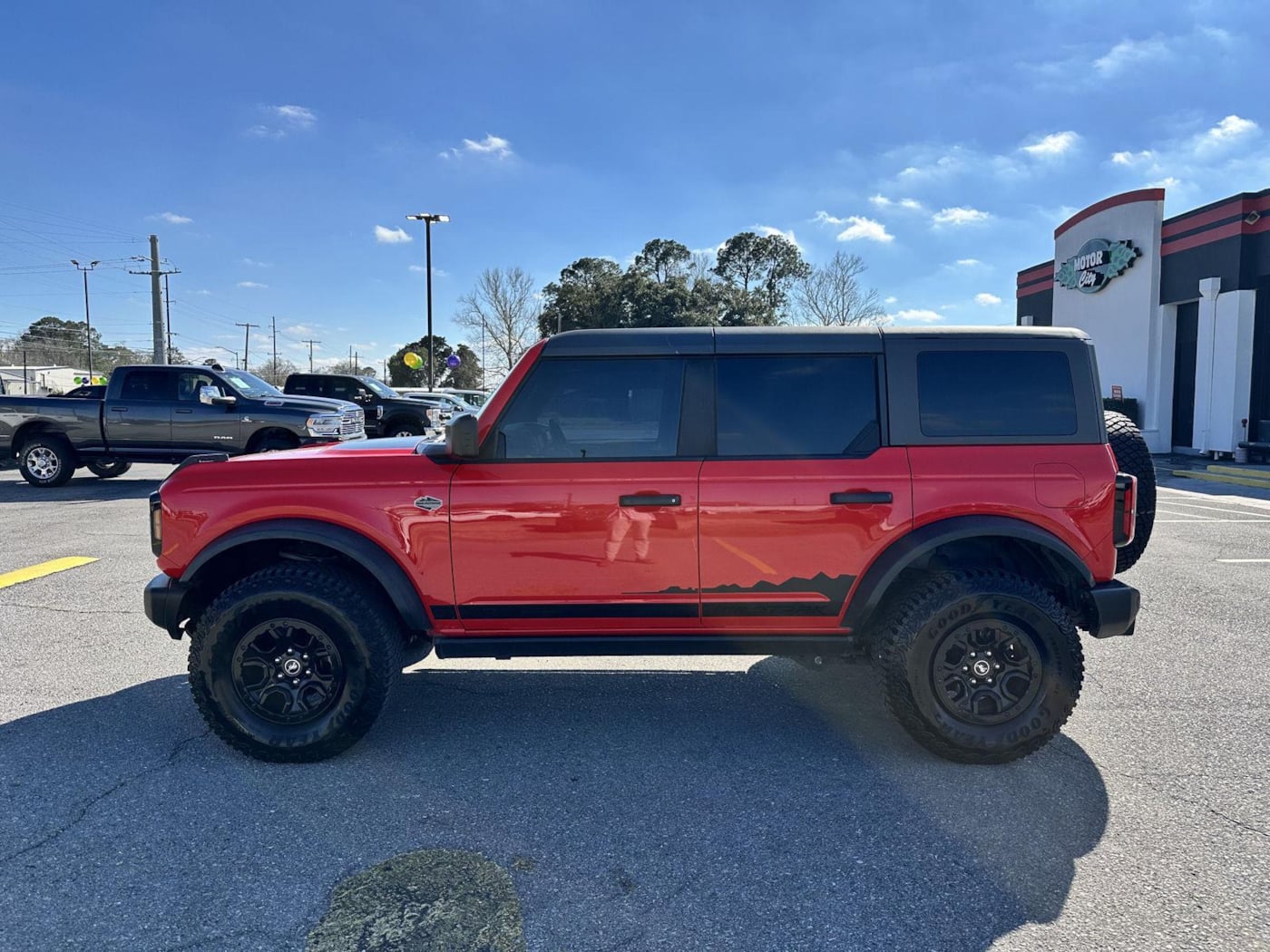 2023 Ford Bronco 4-Door Wildtrak - Photo 3