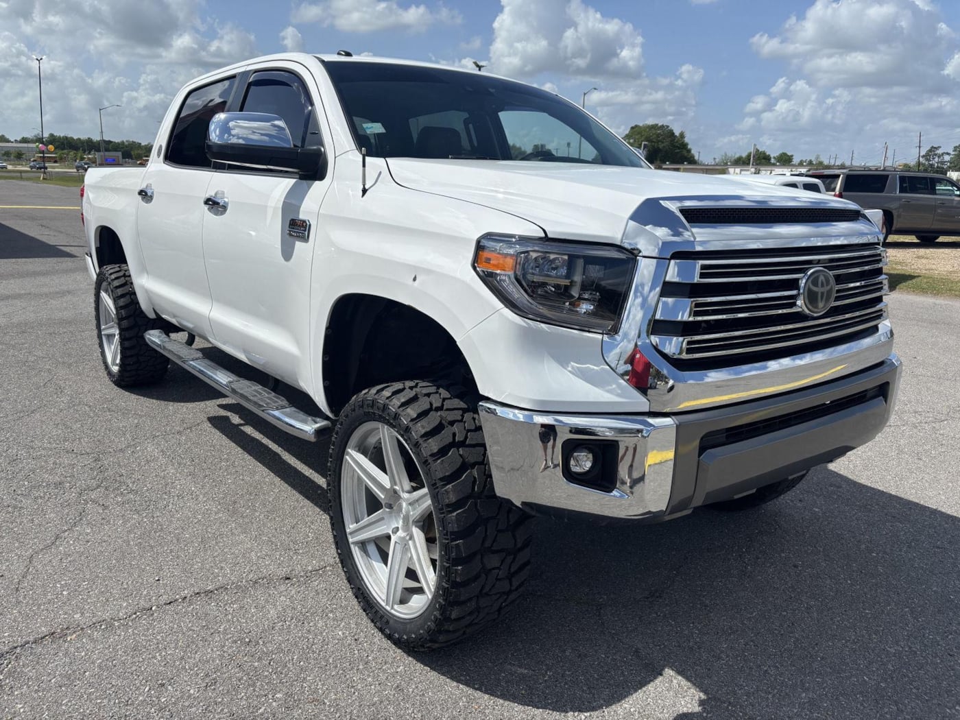 2018 Toyota Tundra Platinum - Photo 2