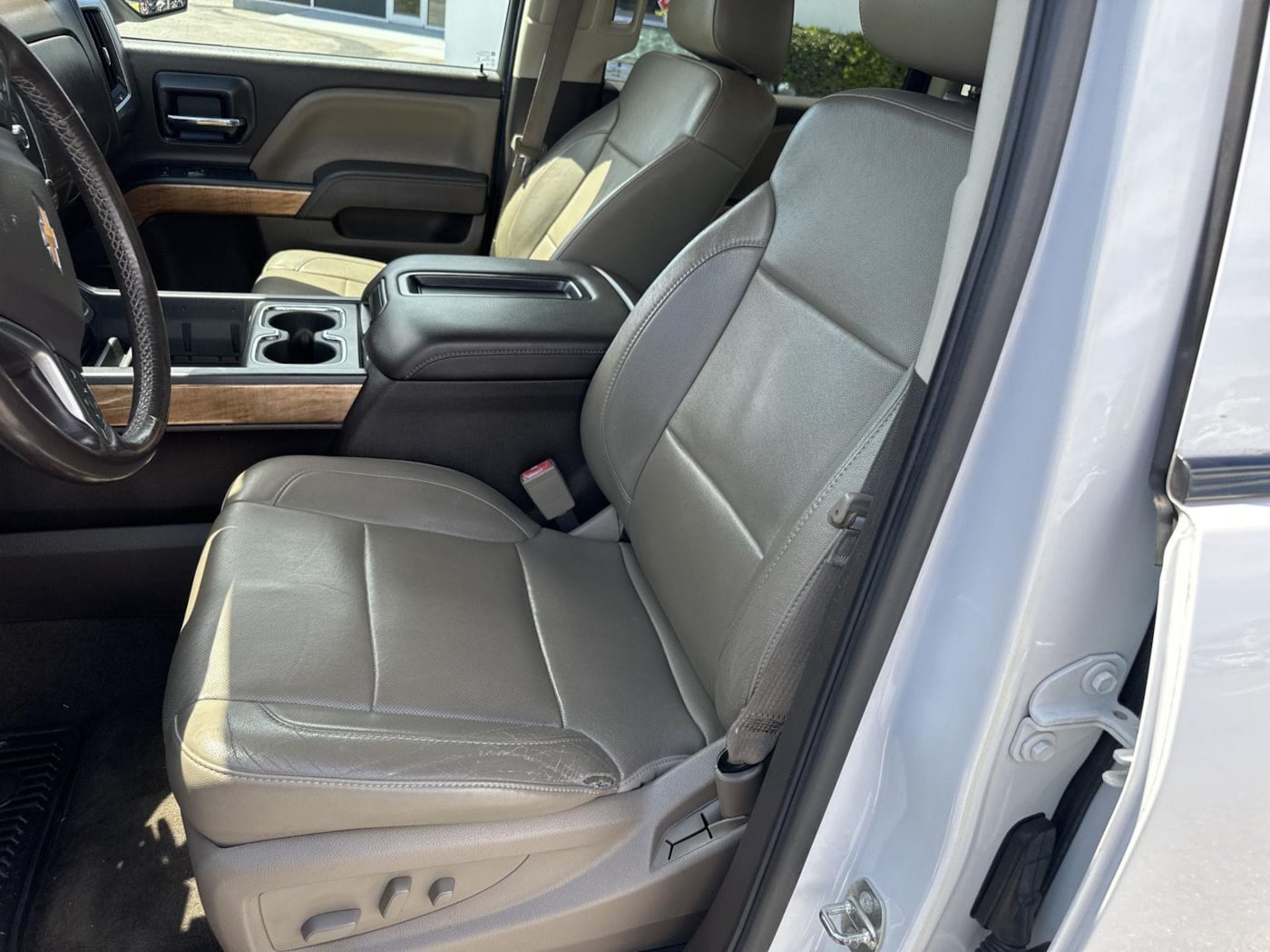 2015 Chevrolet Silverado 1500 LTZ - Photo 6