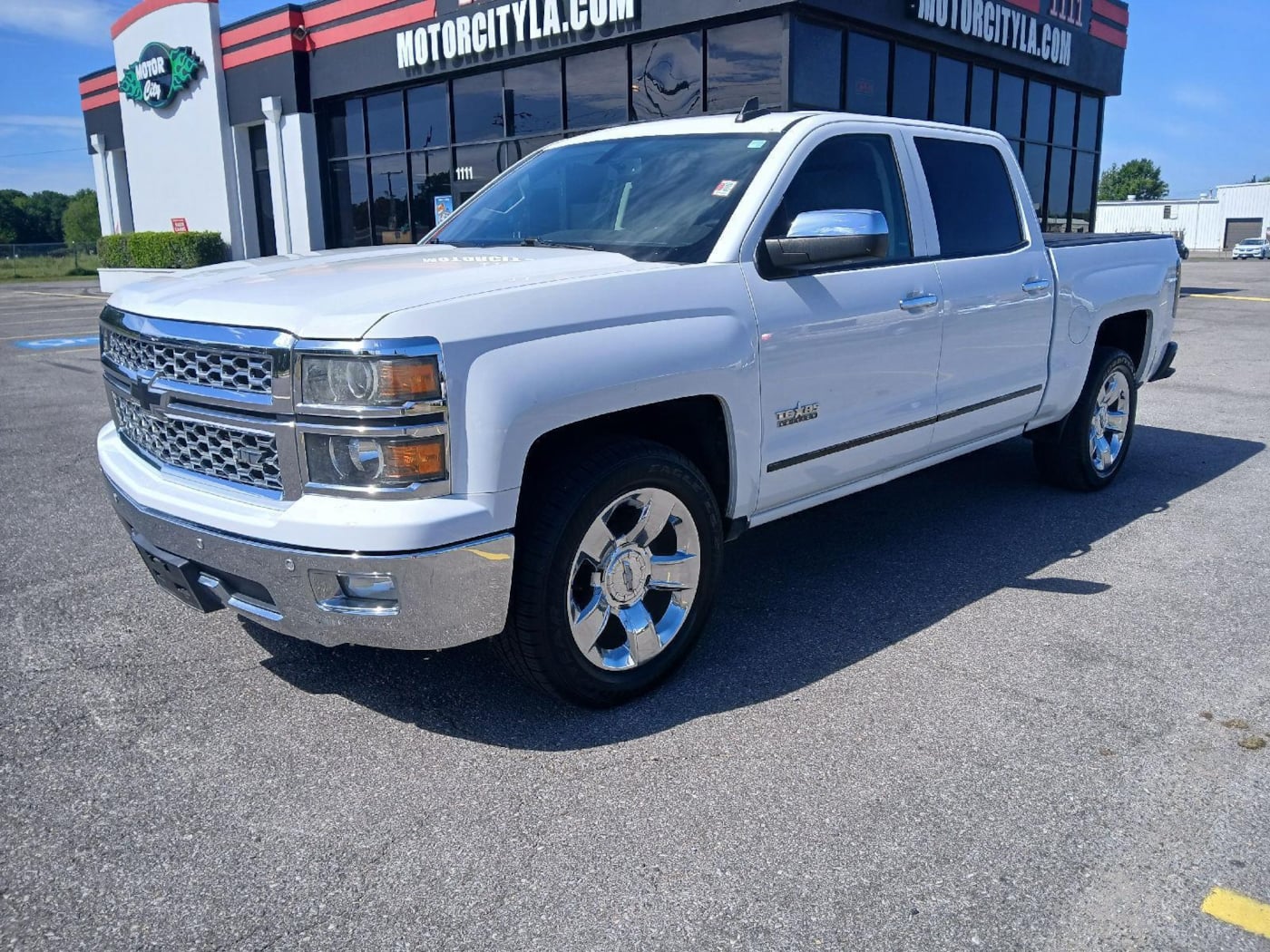 2015 Chevrolet Silverado 1500 LTZ - Photo 8