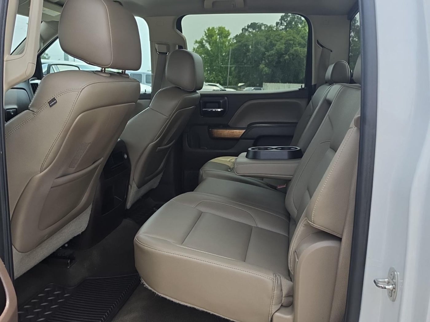2015 Chevrolet Silverado 1500 LTZ - Photo 18