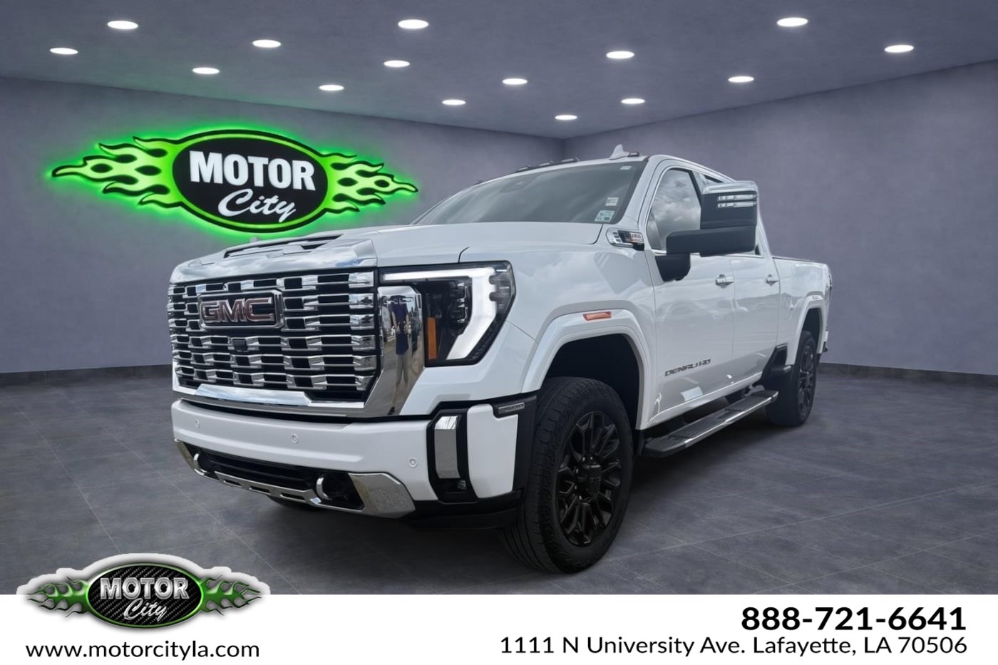 2024 GMC Sierra 4WD Crew Cab Standard Box Denali's photo