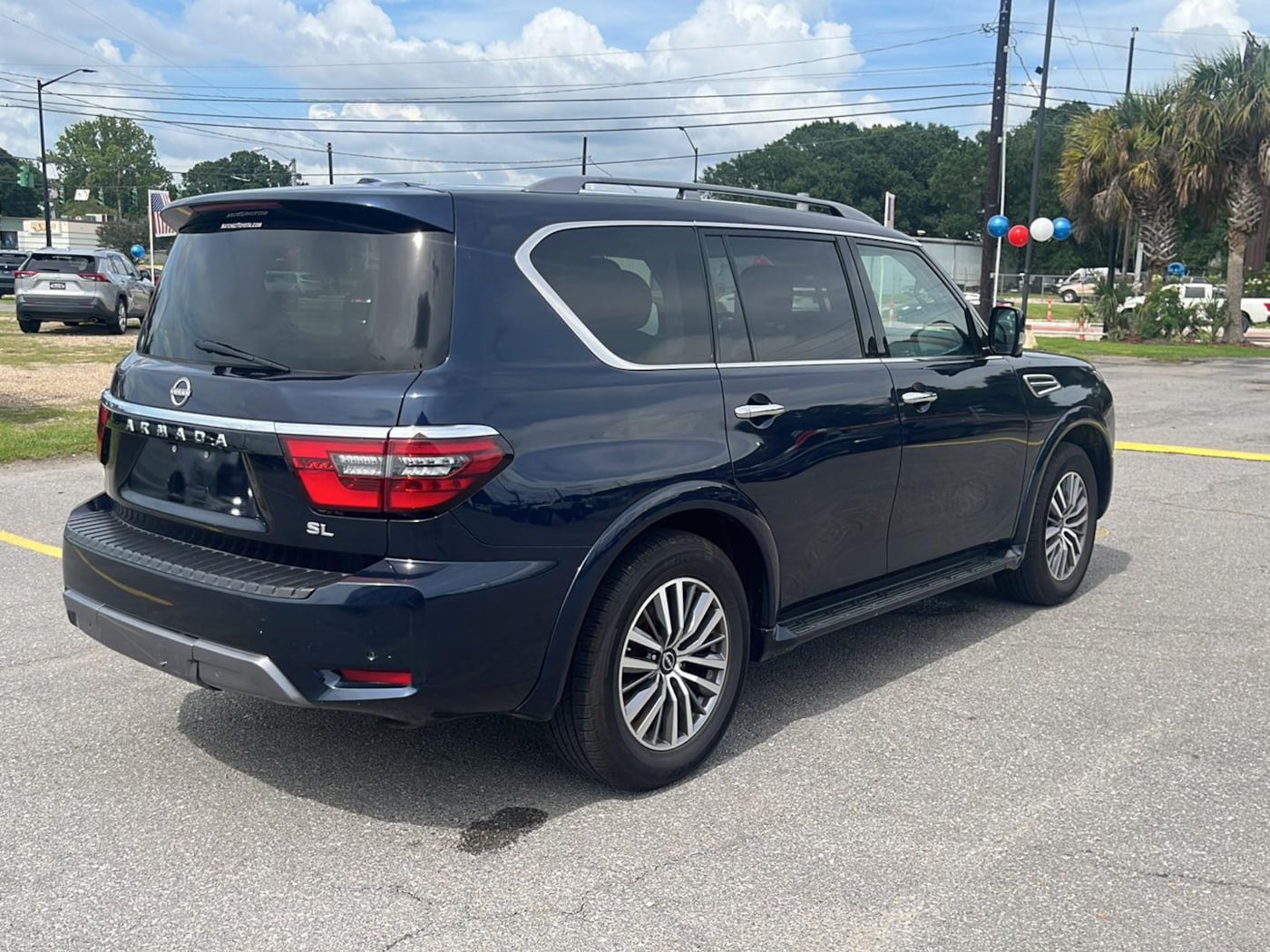 2023 Nissan Armada SL - Photo 3