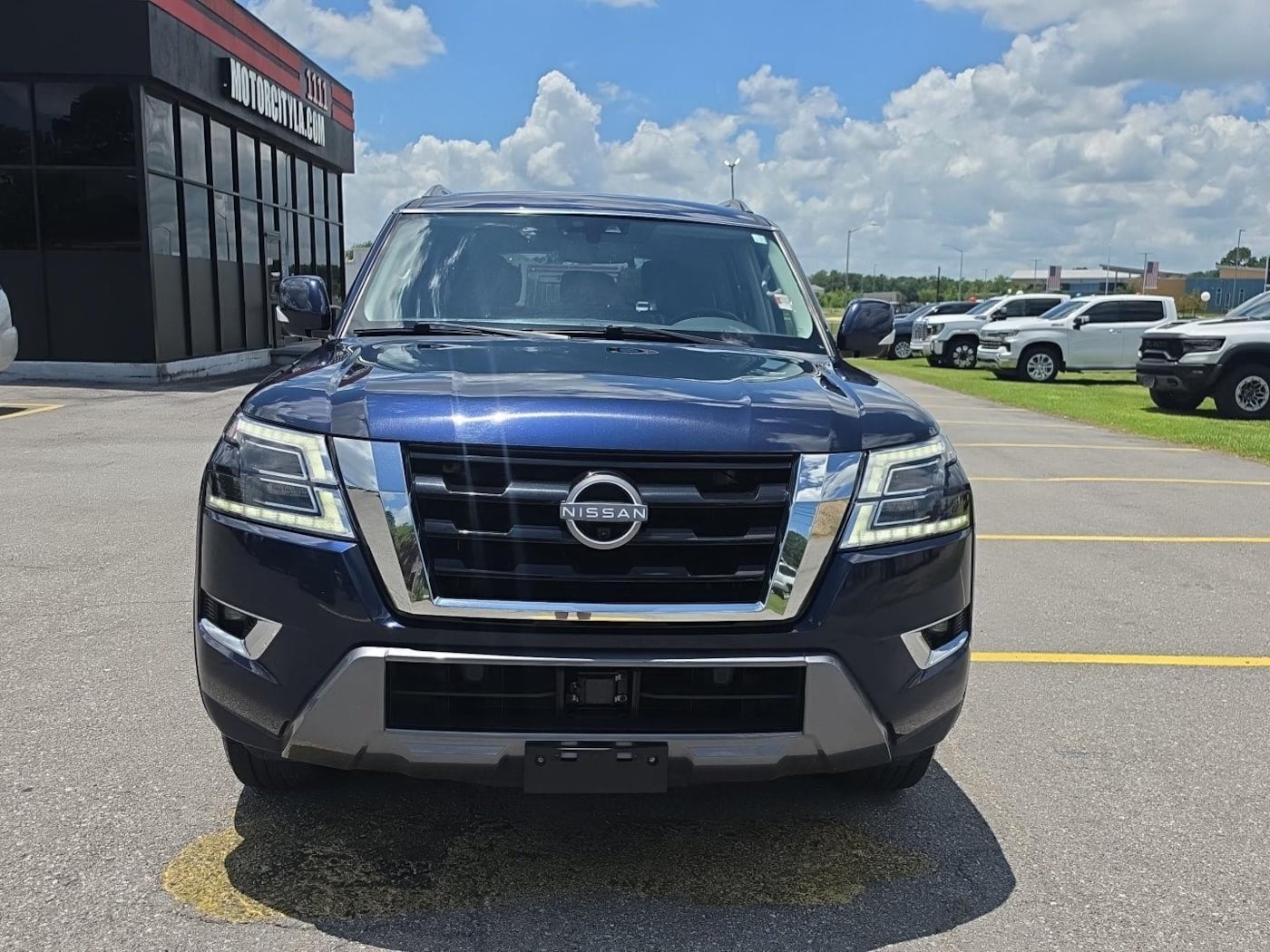 2023 Nissan Armada SL - Photo 11