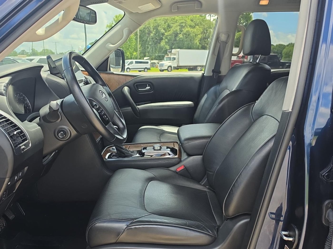 2023 Nissan Armada SL - Photo 16