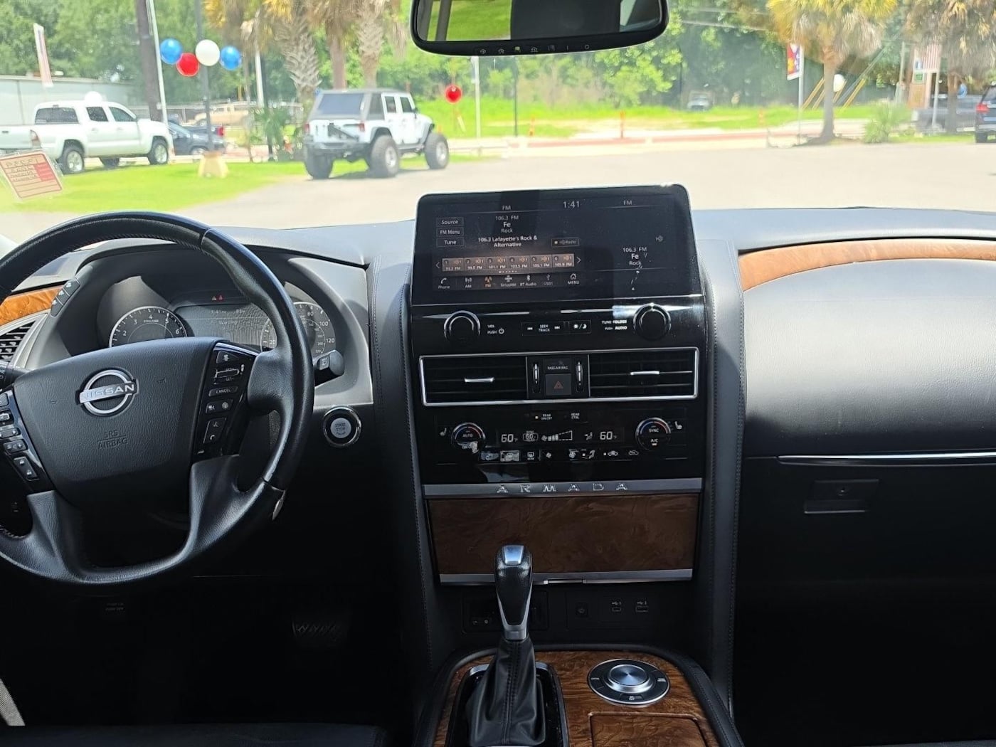 2023 Nissan Armada SL - Photo 25