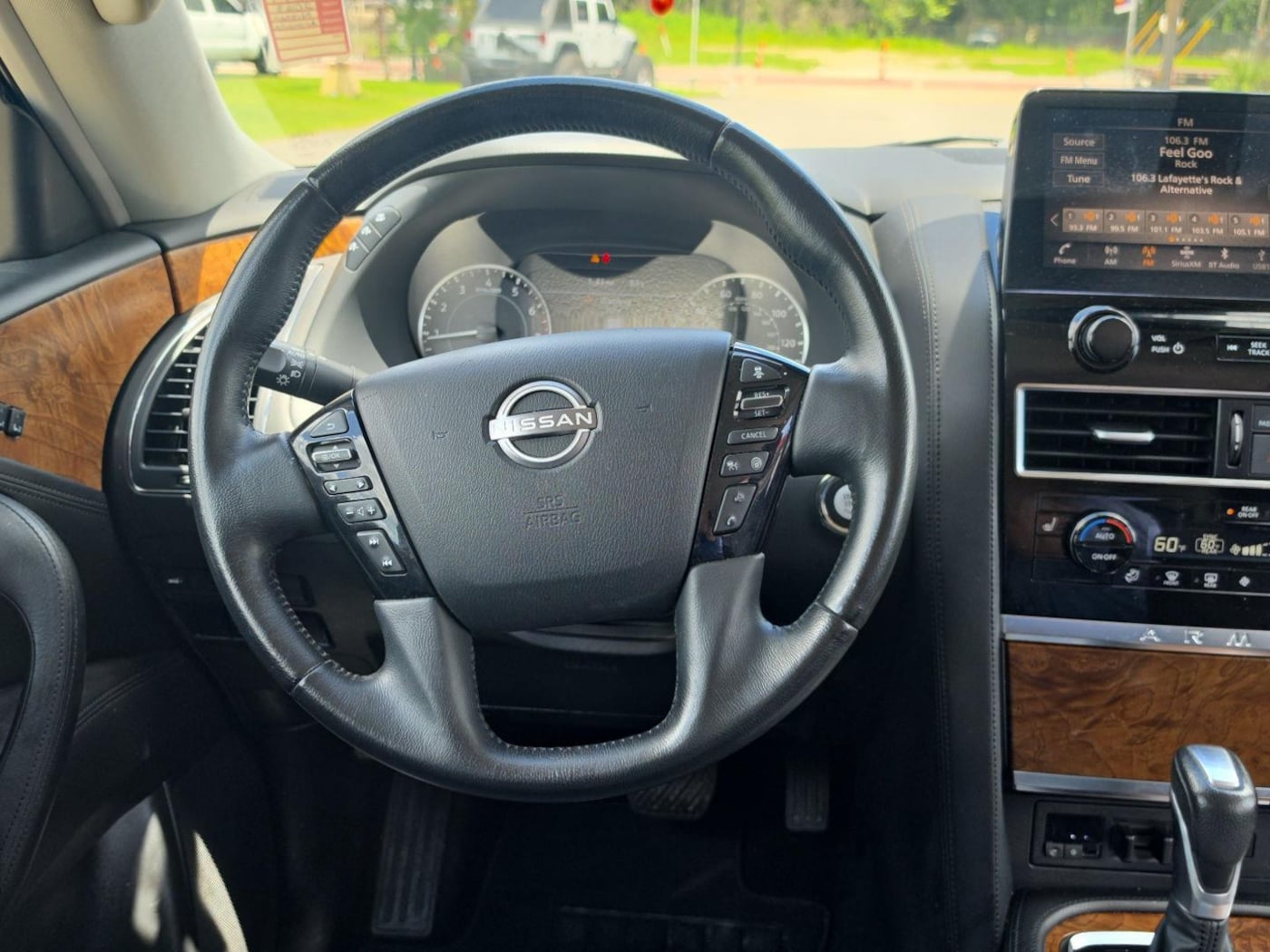2023 Nissan Armada SL - Photo 26
