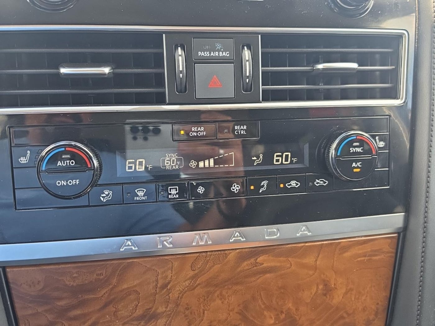 2023 Nissan Armada SL - Photo 29