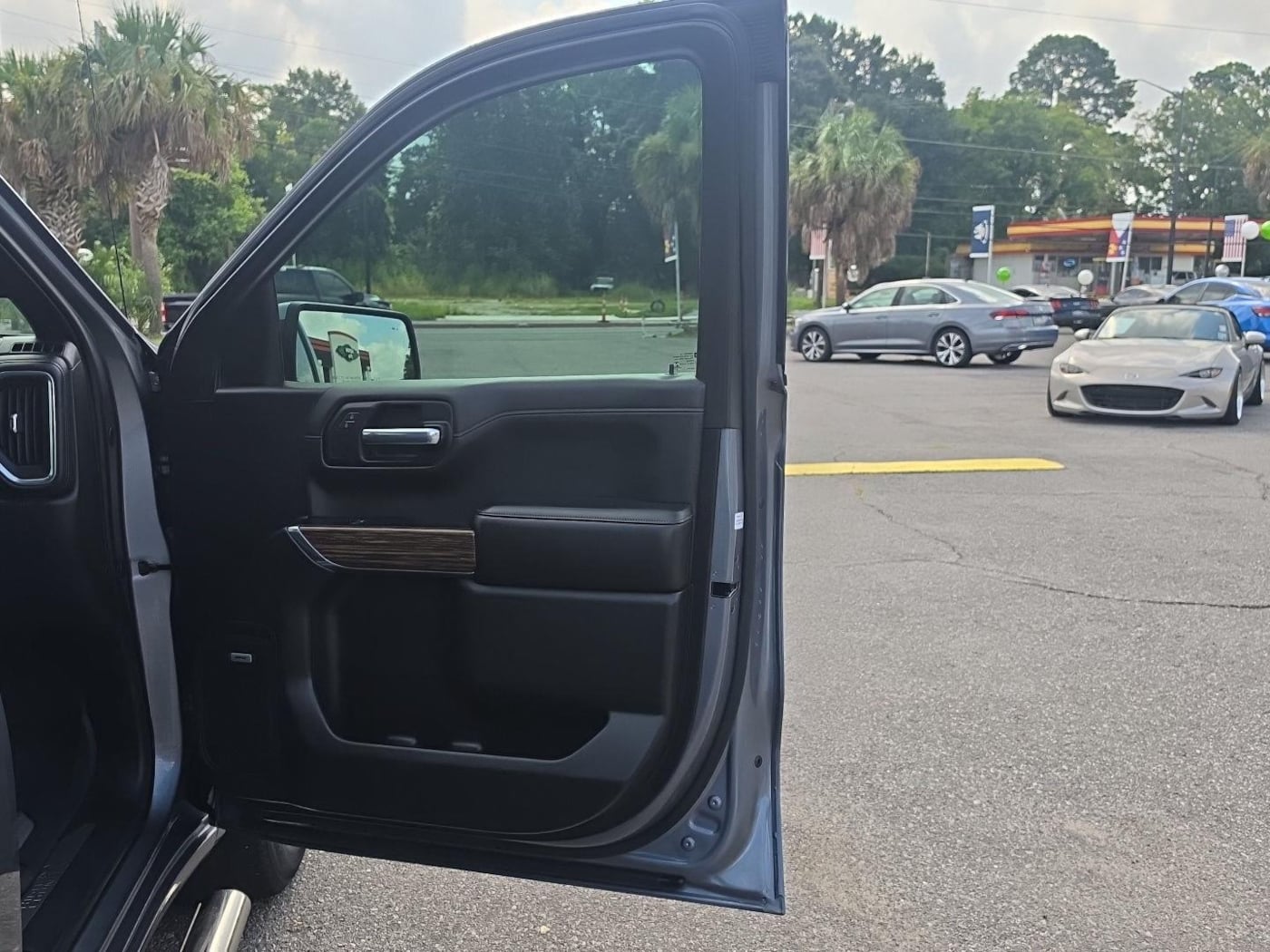 2019 Chevrolet Silverado 1500 High Country - Photo 22