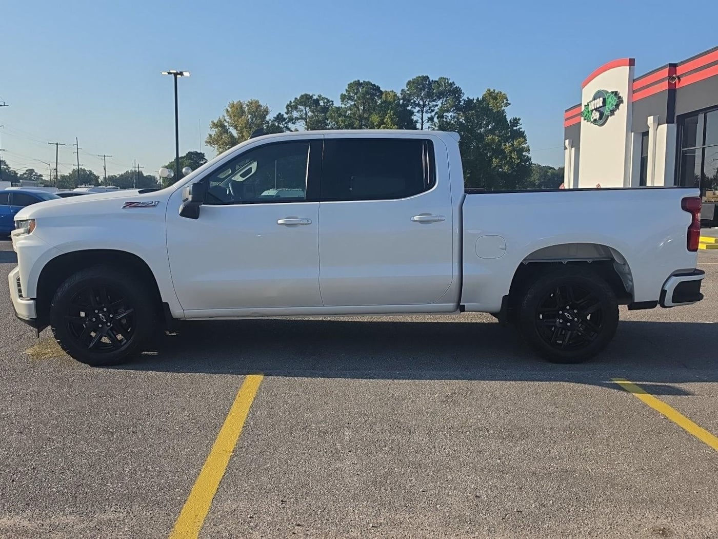 Photo 2 of this Chevrolet Silverado 1500