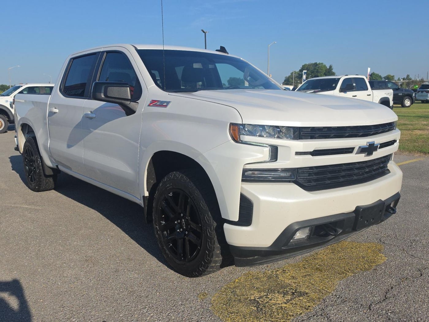 Photo 7 of this Chevrolet Silverado 1500