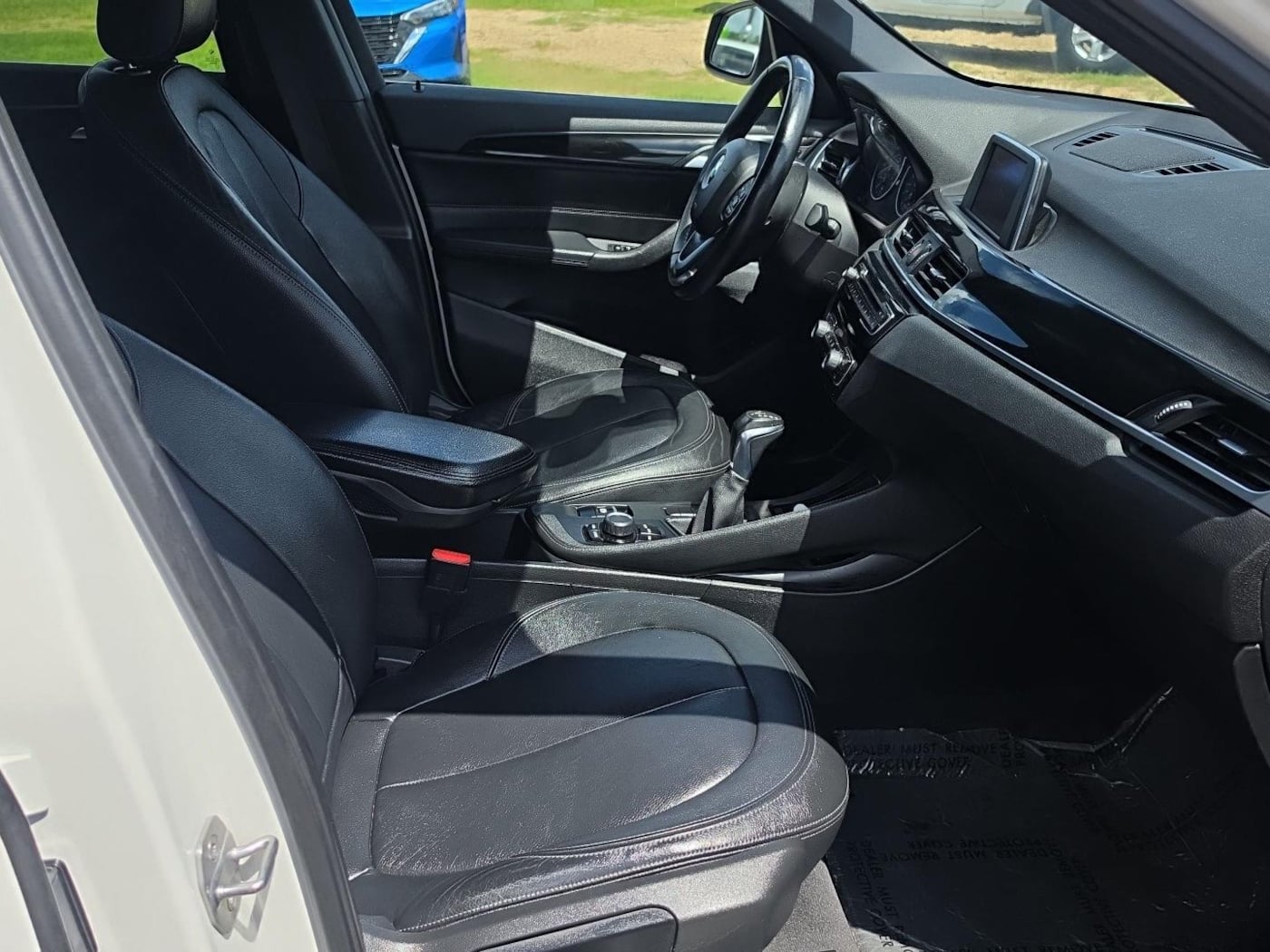 Photo 23 of this BMW X1