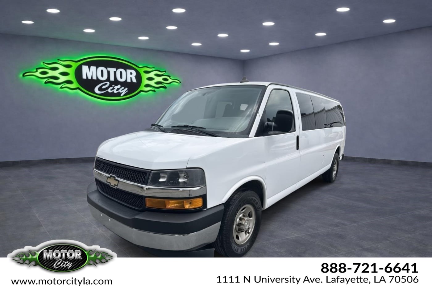 2018 Chevrolet Express Passenger LT