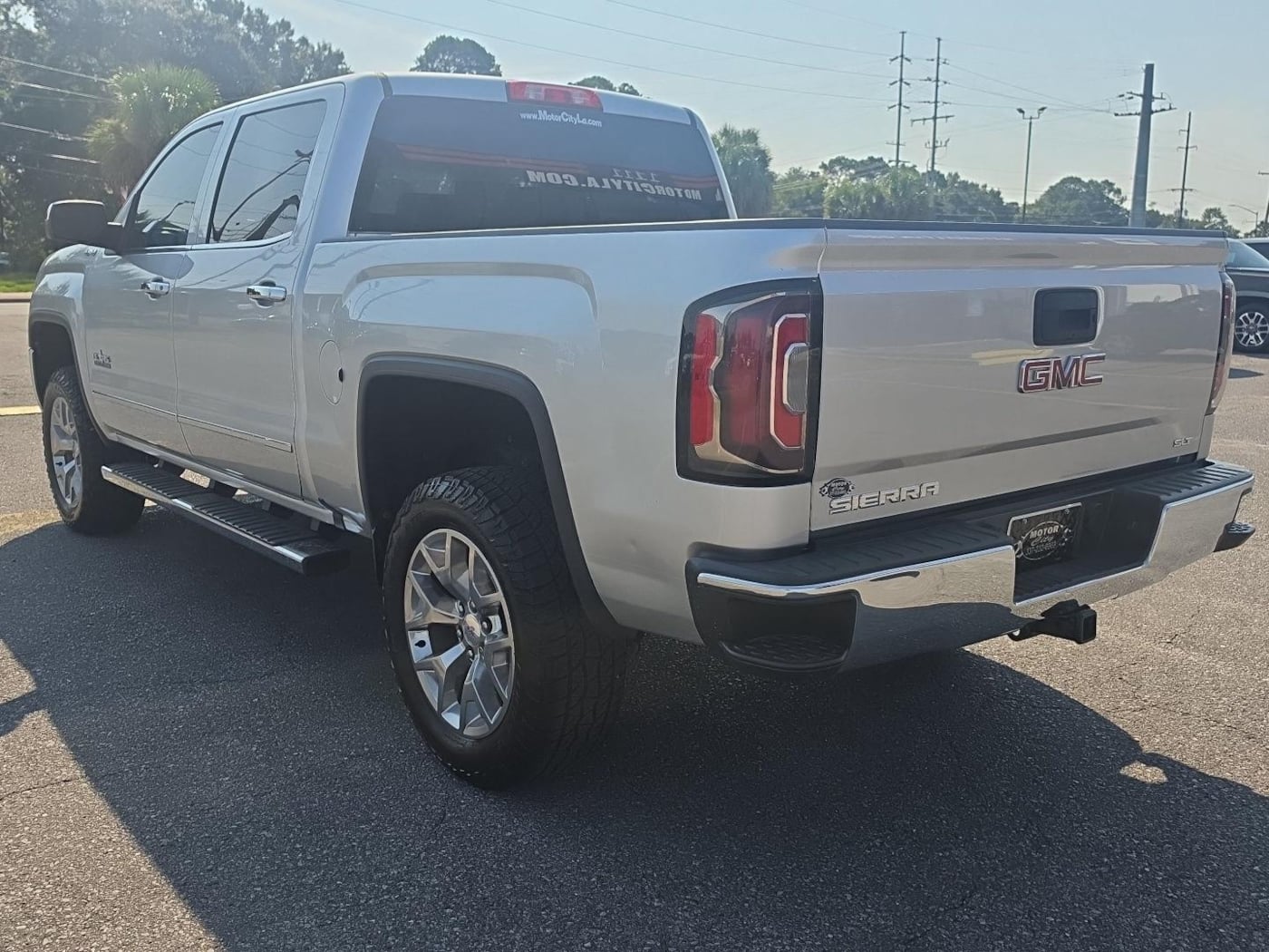 Photo 4 of this GMC Sierra 1500