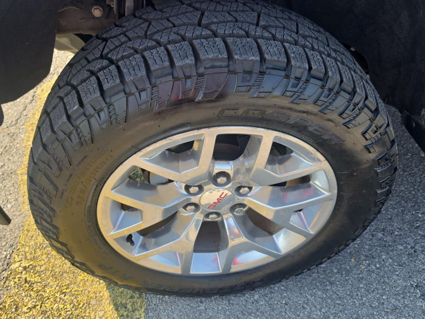 Photo 12 of this GMC Sierra 1500