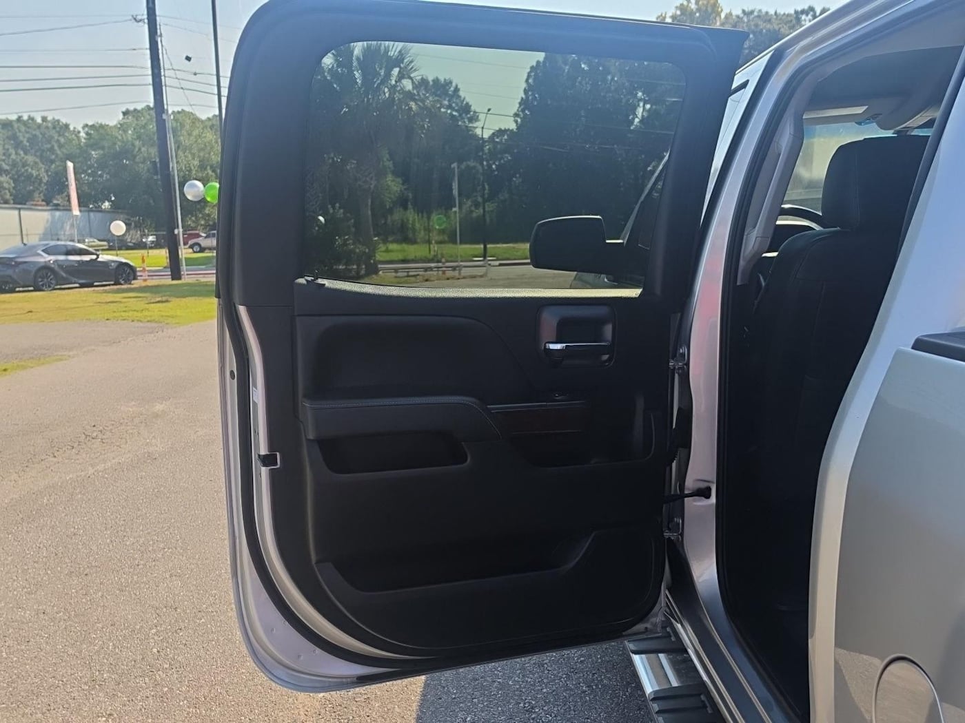 Photo 17 of this GMC Sierra 1500