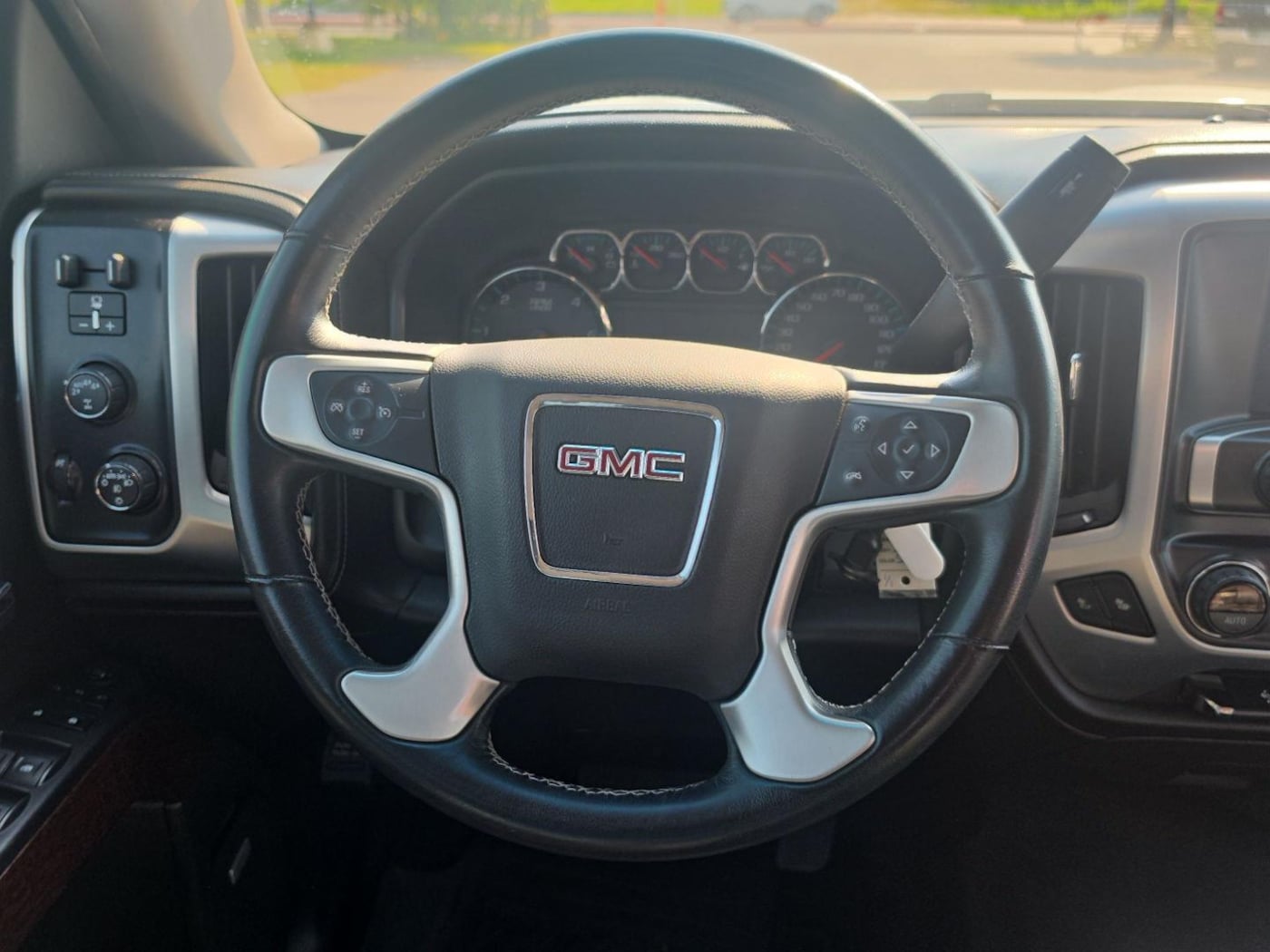 Photo 25 of this GMC Sierra 1500