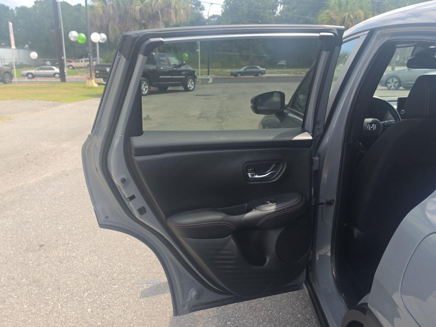 Photo 17 of this Honda HR-V