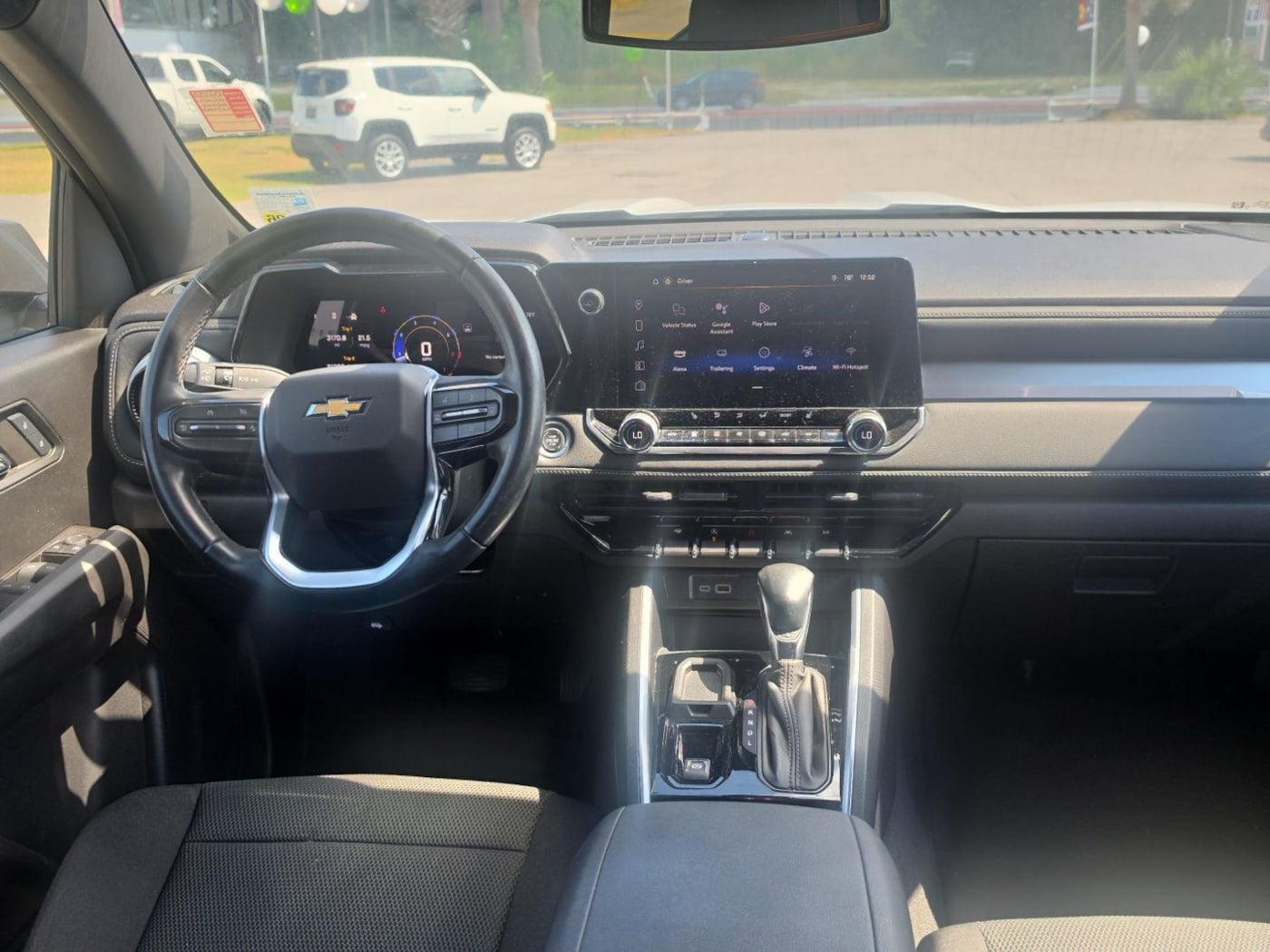 Photo 20 of this Chevrolet Colorado