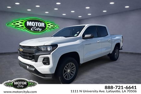 View 2024 Chevrolet Colorado