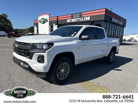 View 2024 Chevrolet Colorado