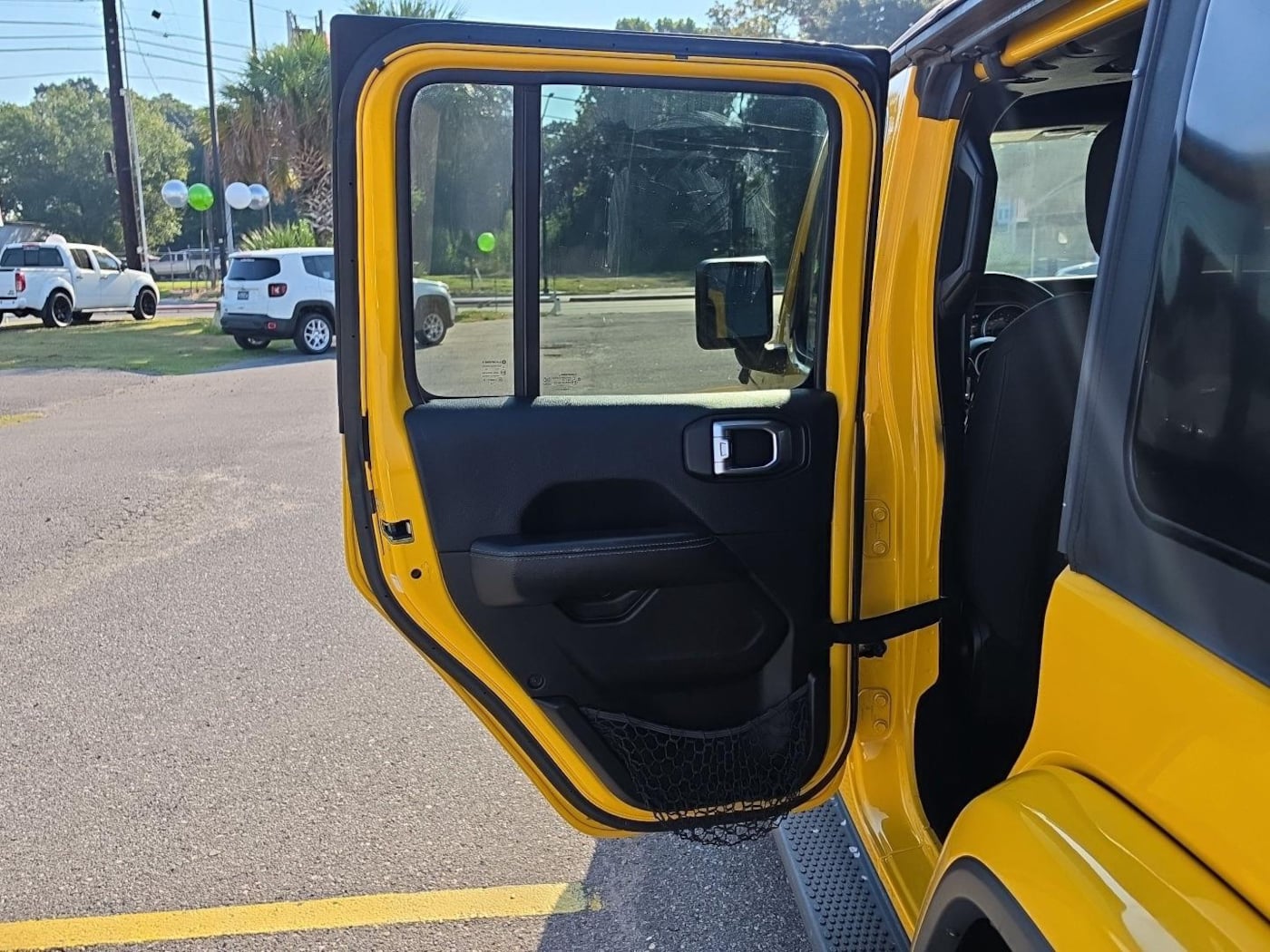 Photo 17 of this Jeep Wrangler Unlimited