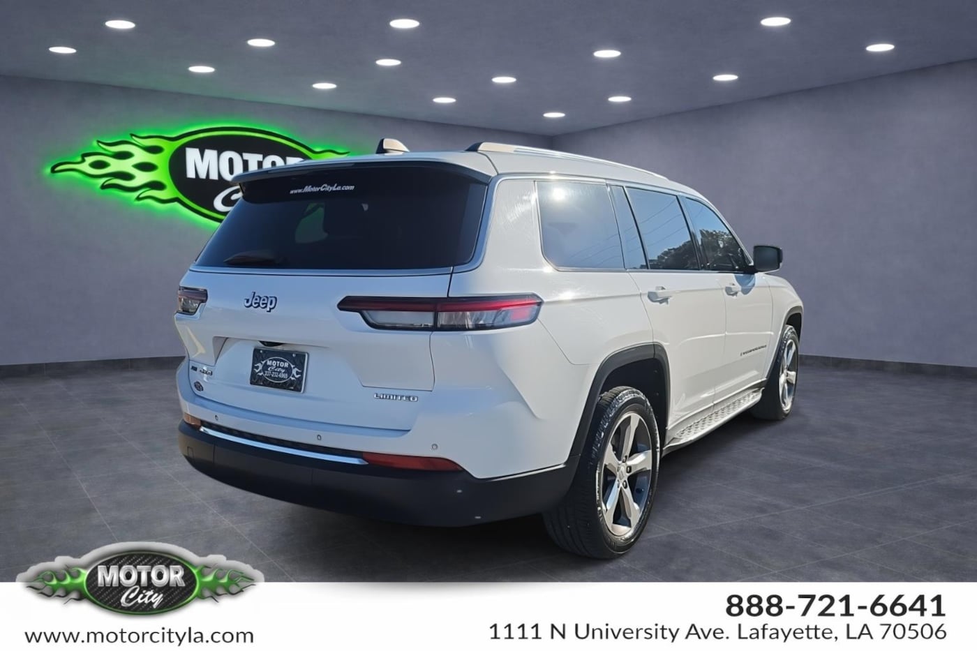 Photo 5 of this Jeep Grand Cherokee L