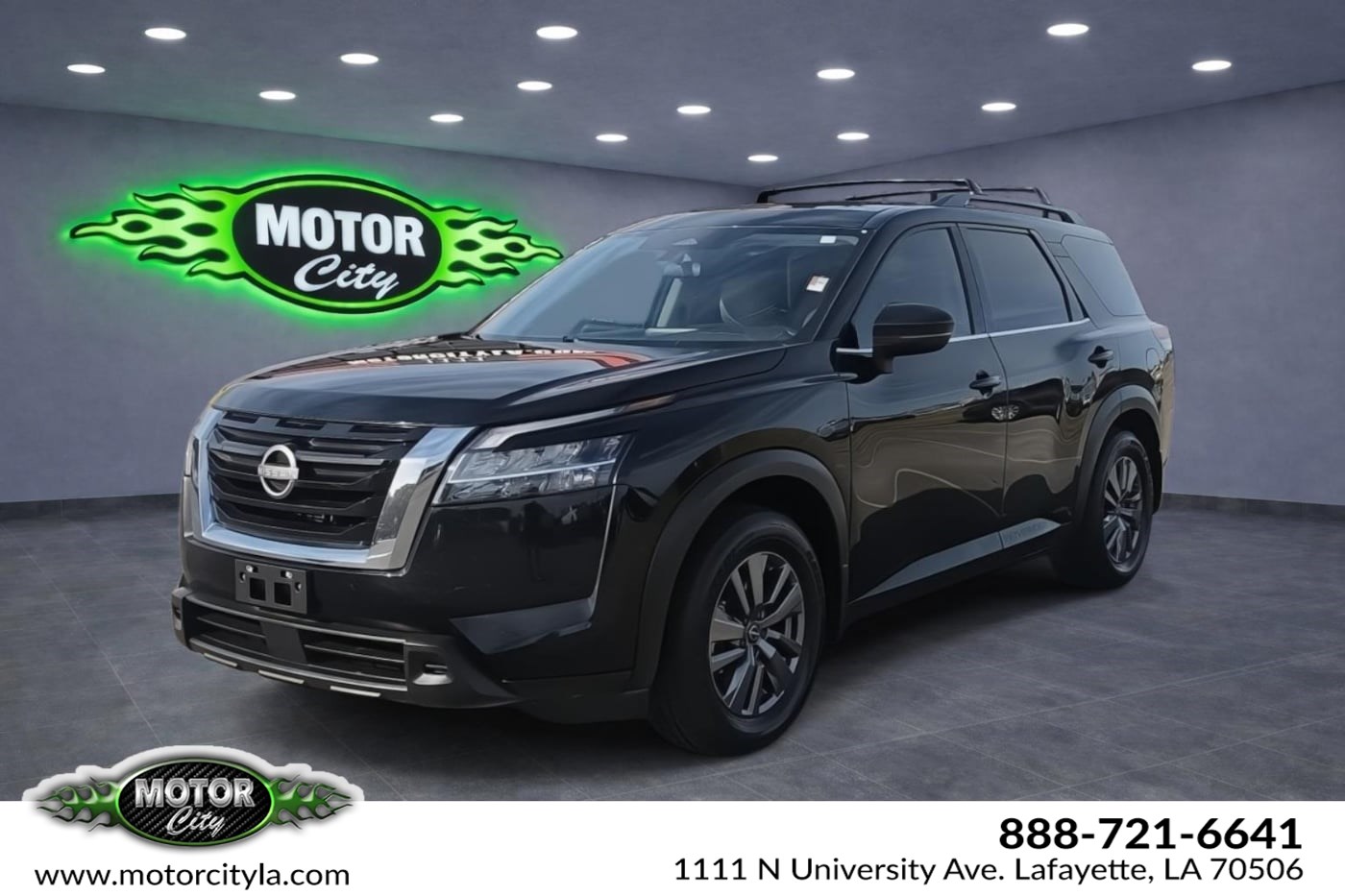 2022 Nissan Pathfinder SV
