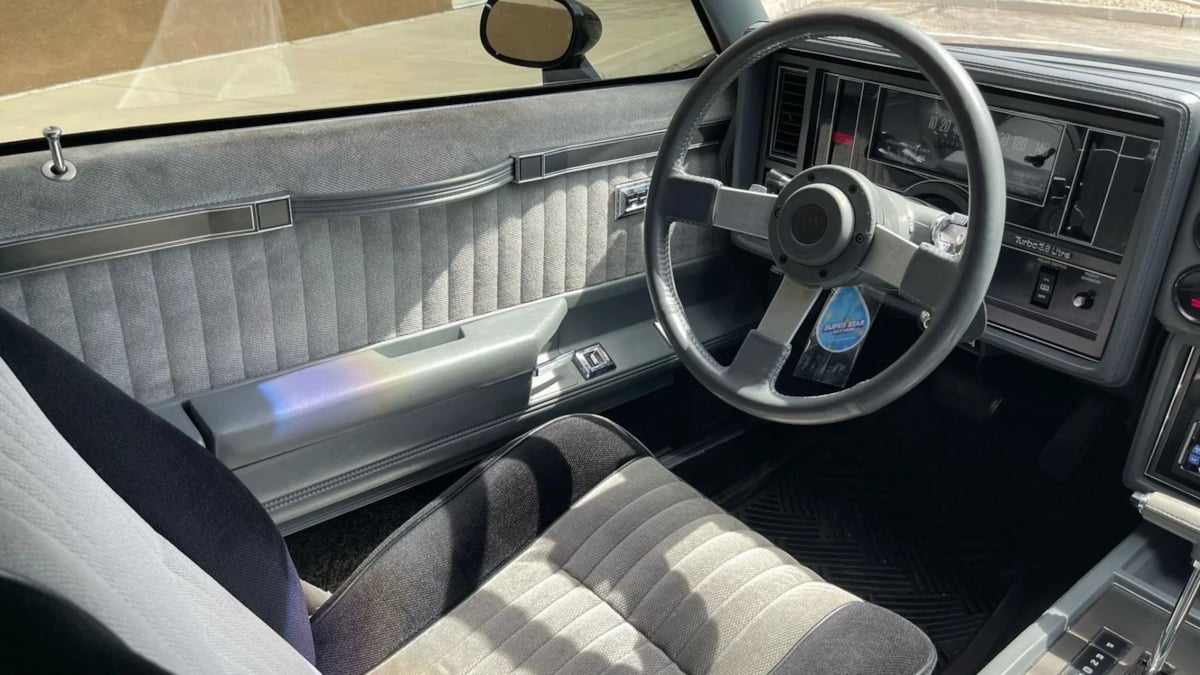 1987 Buick Regal - Photo 31