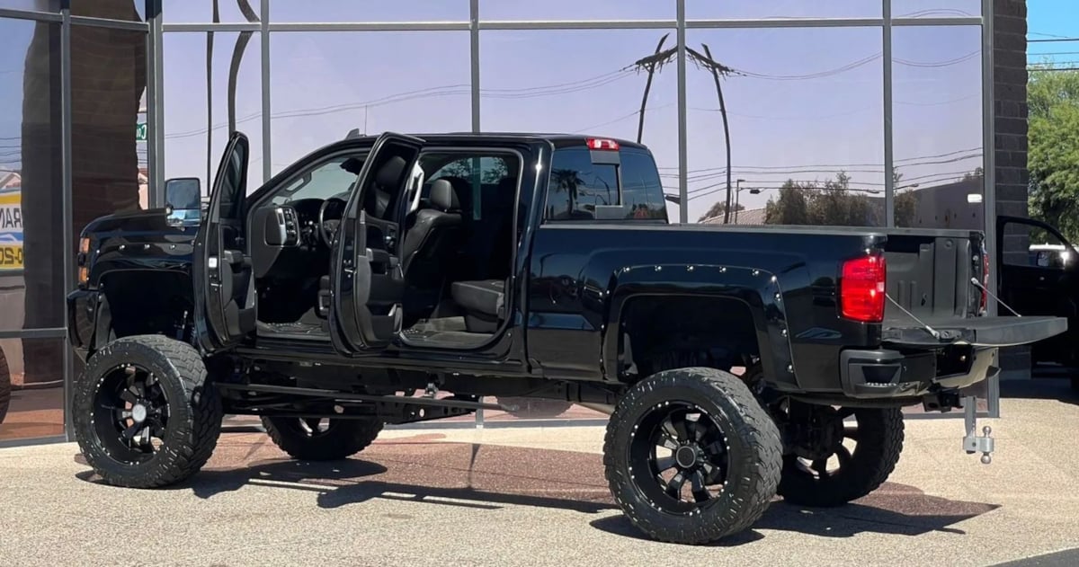 2015 Chevrolet Silverado 2500HD LTZ - Photo 7