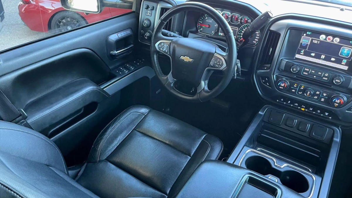 2015 Chevrolet Silverado 2500HD LTZ - Photo 39
