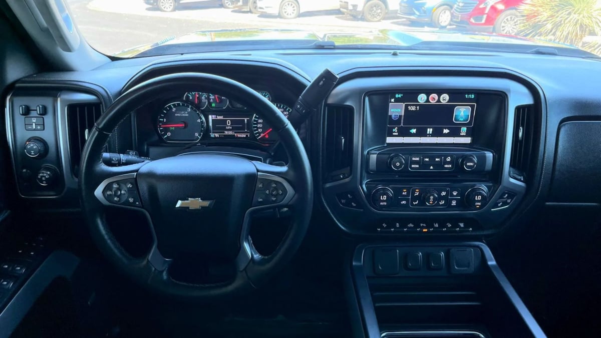 2015 Chevrolet Silverado 2500HD LTZ - Photo 40
