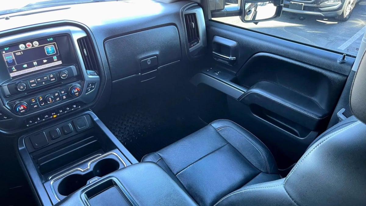 2015 Chevrolet Silverado 2500HD LTZ - Photo 45