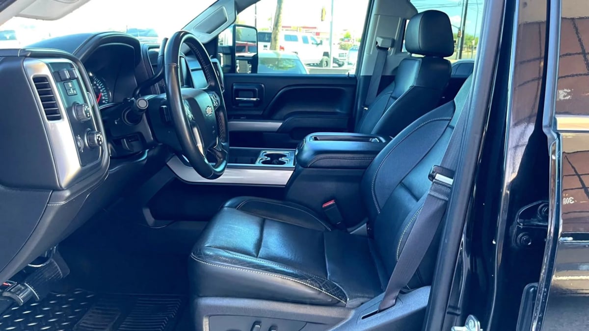 2015 Chevrolet Silverado 2500HD LTZ - Photo 47
