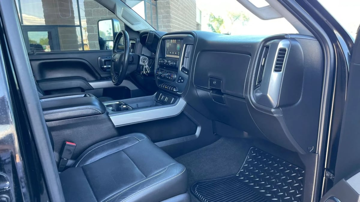 2015 Chevrolet Silverado 2500HD LTZ - Photo 52