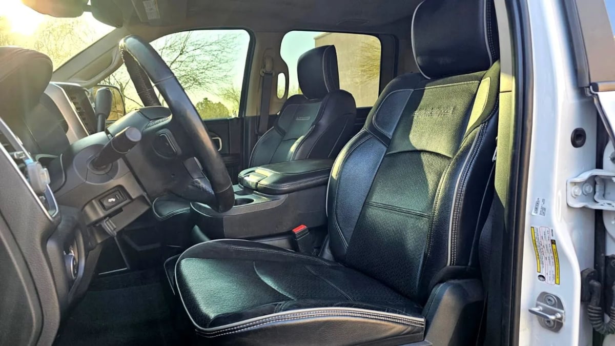 2019 RAM Ram 3500 Pickup Laramie - Photo 37